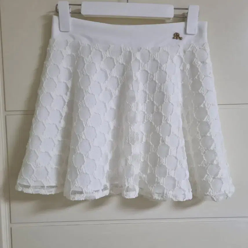 [BUNJANG] Ice Vanilla White Lace Flare Mini Skirt / 화이트 레이스 플레어 스커트