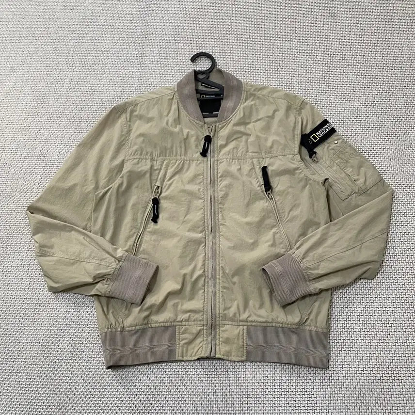 [BUNJANG] National Geographic L Classic Gore-Tex Windbreaker Jacket / L 네셔널지오그래픽 로리스 바람막이 자켓 B.5865