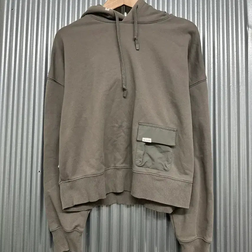 [BUNJANG] Snow Peak Pocket Point Cropped Hoodie (Khaki/Grey) / [85] 스노우피크 포켓 포인트 후드티 카키 그레이