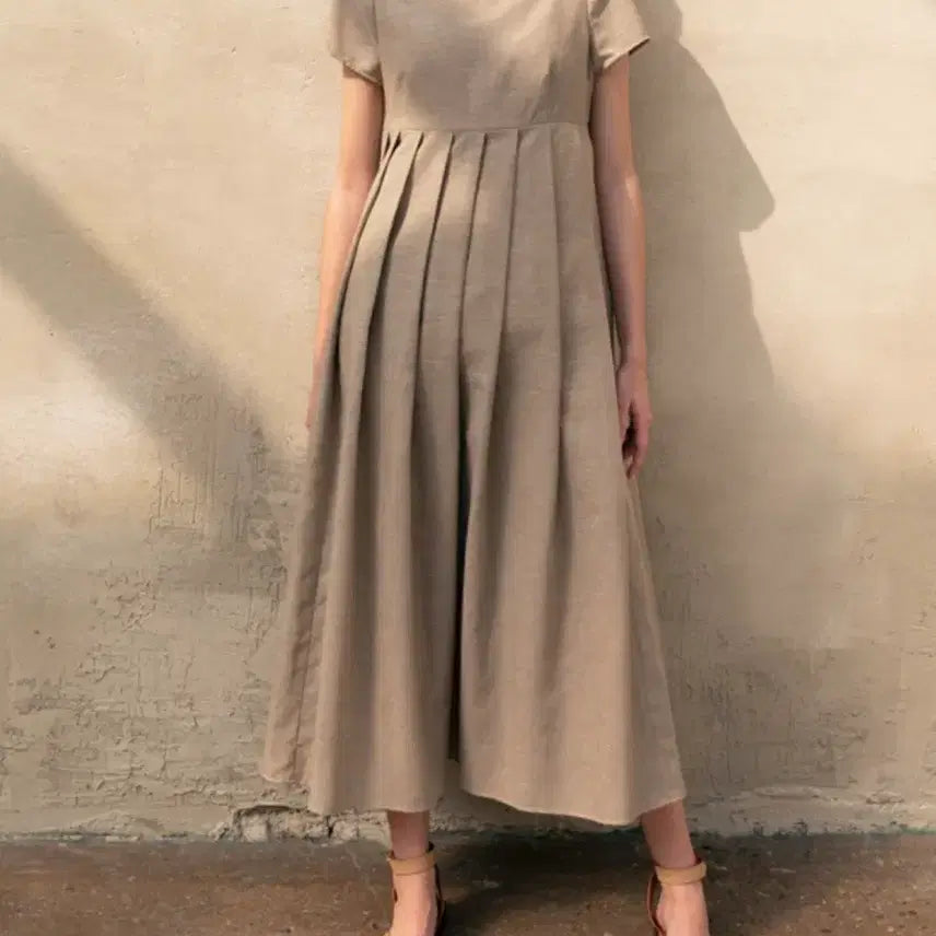 [BUNJANG] Elborn Empire Waist Dress / 새상품 엘보른 엠파이어웨이스트 원피스