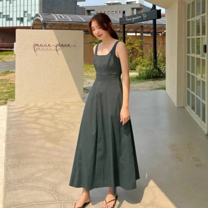 [BUNJANG] Le Masterpiece Square Neck Long Dress / 르 마스터피스 스퀘어넥 원피스 새제품