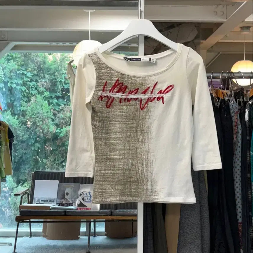 [BUNJANG] Sports Max Embroidered T-Shirt / 스포츠막스 자수 티셔츠