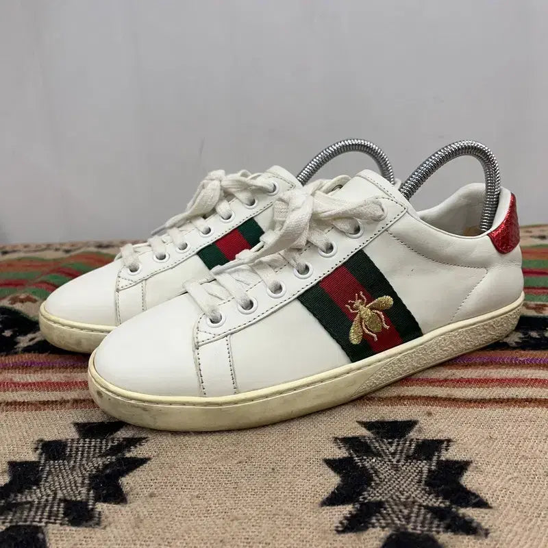 [BUNJANG] Gucci Ace Embroidered Bee Sneakers / 구찌 에이스 꿀벌 자수 스니커즈 35 X02805
