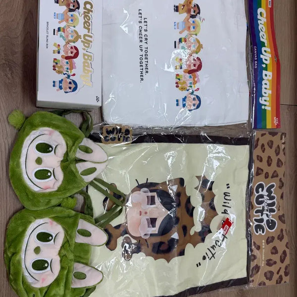 [BUNJANG] Pop Mart Crybaby Bracelet Eco Bag Pouch Bundle / 팝마트 크라이베이비 팔찌 풀박스 에코백2 라부부파우치2개일괄