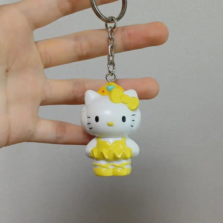 [BUNJANG] 1998 Classic Hello Kitty Ballerina Keyring / 1998 고전 헬로 키티 발레리나 키링