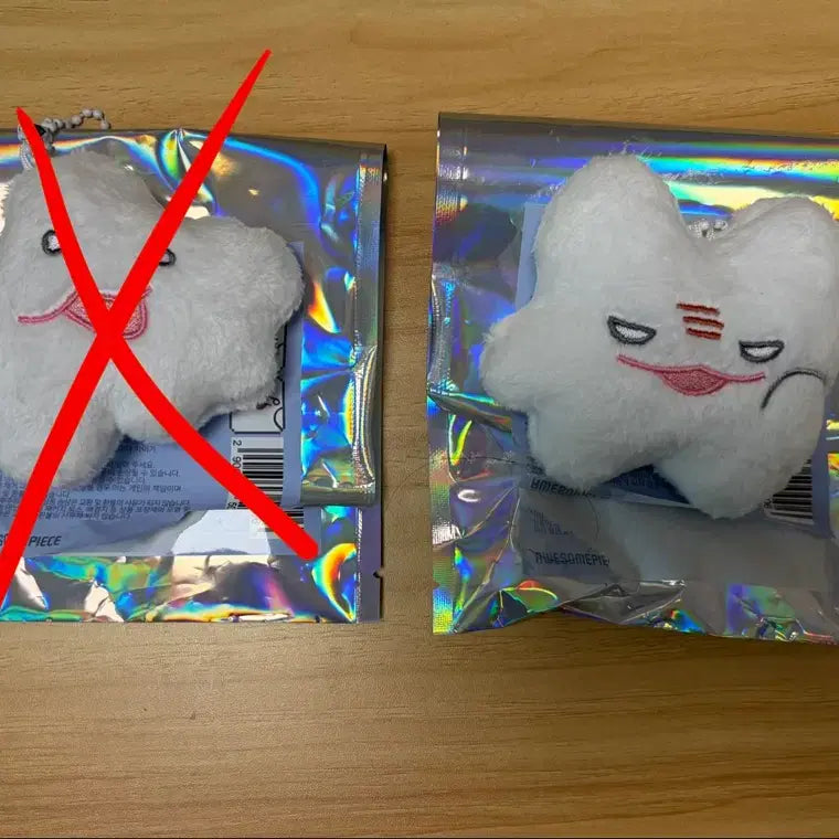 [BUNJANG] Zombie High Pop-up Store Nuniomi Keychain / 좀비고 팝업 눈요미 키링 판매