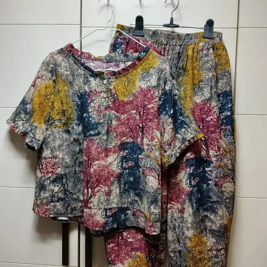 [BUNJANG] Pattern Short-Sleeve Top and Bottom Set - Size 66 / 새상품패턴 반팔 상하의 세트66