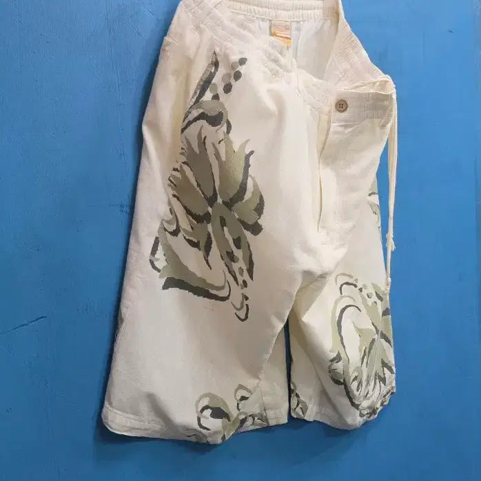 [BUNJANG] Calm Flower Japanese Vintage Linen Flower Print Half Pants / 일본 빈티지 린넨 플라워 나염 하프 반바지 팬츠
