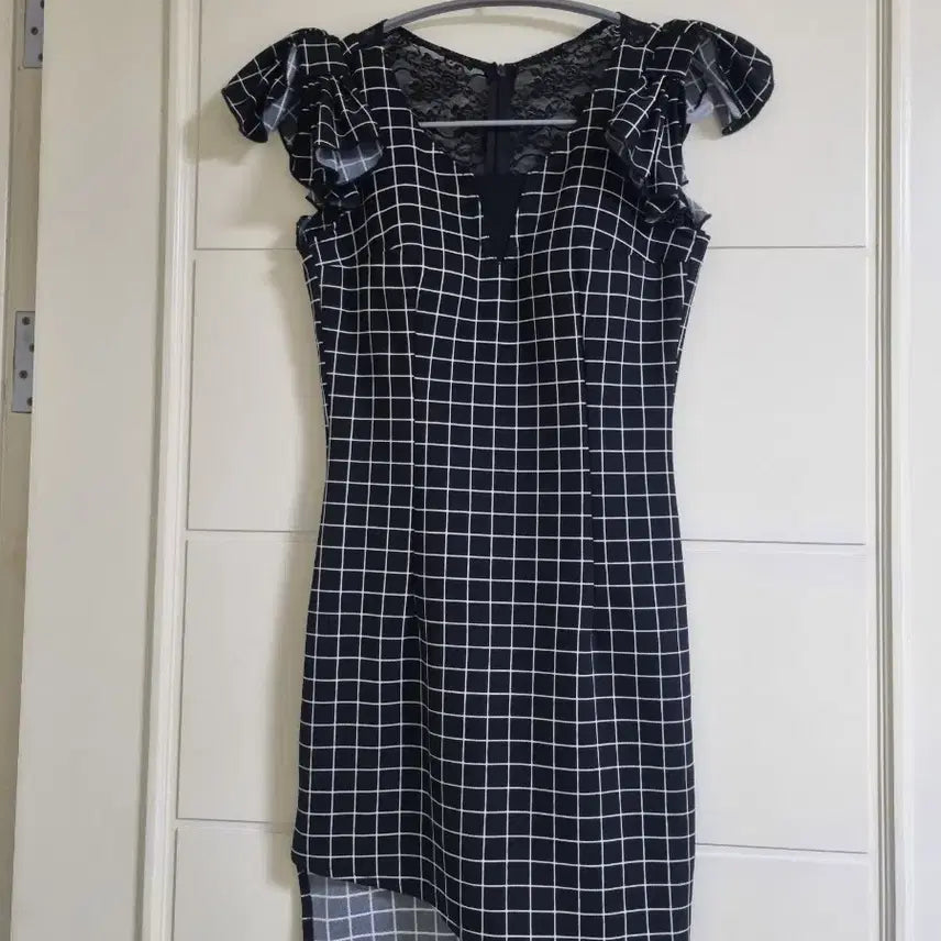 [BUNJANG] Checkered Lace Mini Dress / 체크무늬 레이스 원피스