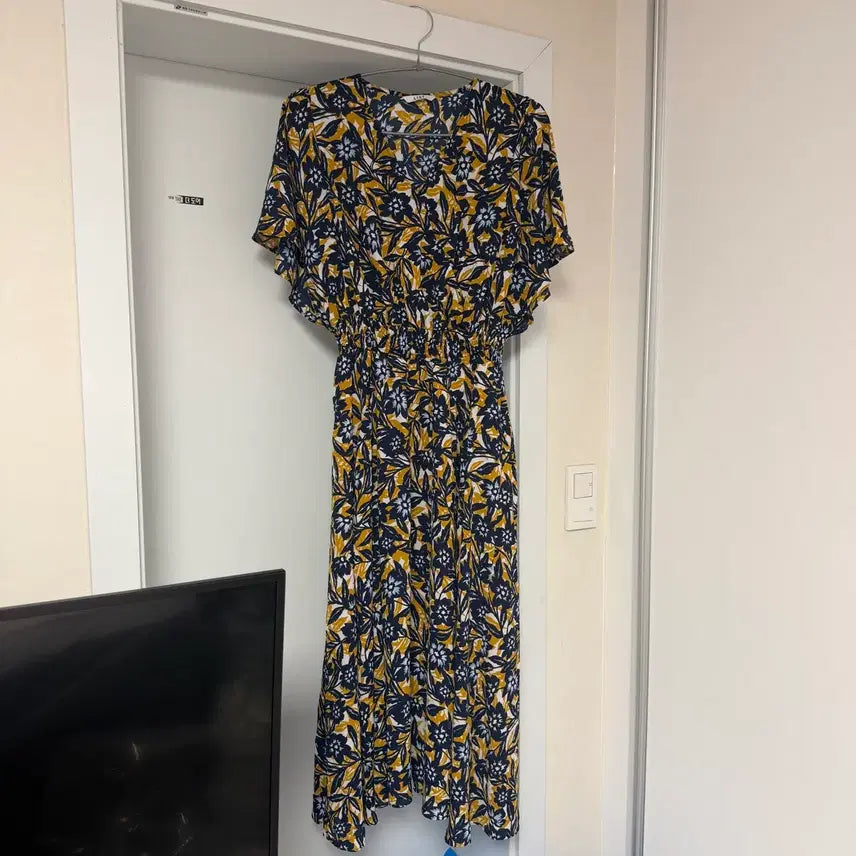 [BUNJANG] LIST Flower Pattern Long Dress Yellow / LIST 리스트 백화점 브랜드 플라워 패턴 원피스 옐로우 의류재고 재고처리 의류처분 땡처리 옷장정리