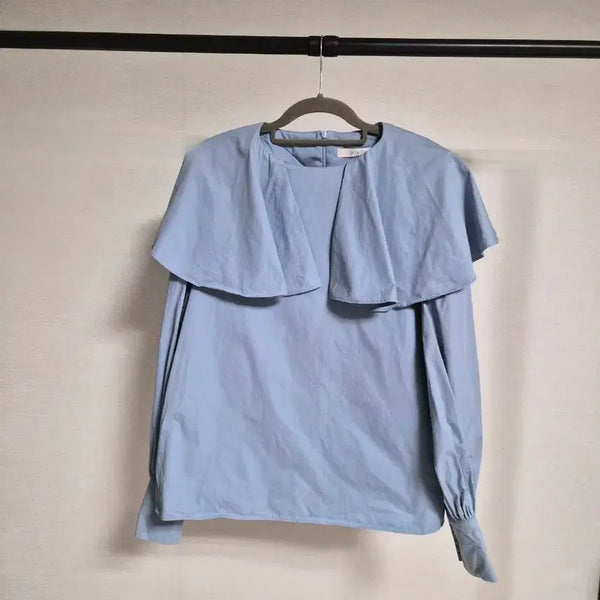 [BUNJANG] Julog Sky Blue Frill Blouse Free Size / 줄로그  하늘색 프릴 블라우스 프리사이즈