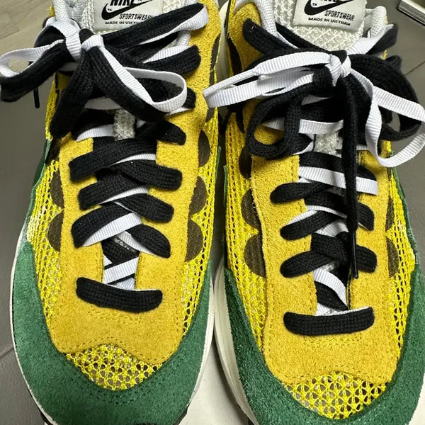 [BUNJANG] Nike x Sacai Vaporwaffle Tour Yellow & Gorge Green Sneakers (270mm) / 나이키 사카이 베이퍼와플 옐로우(270)