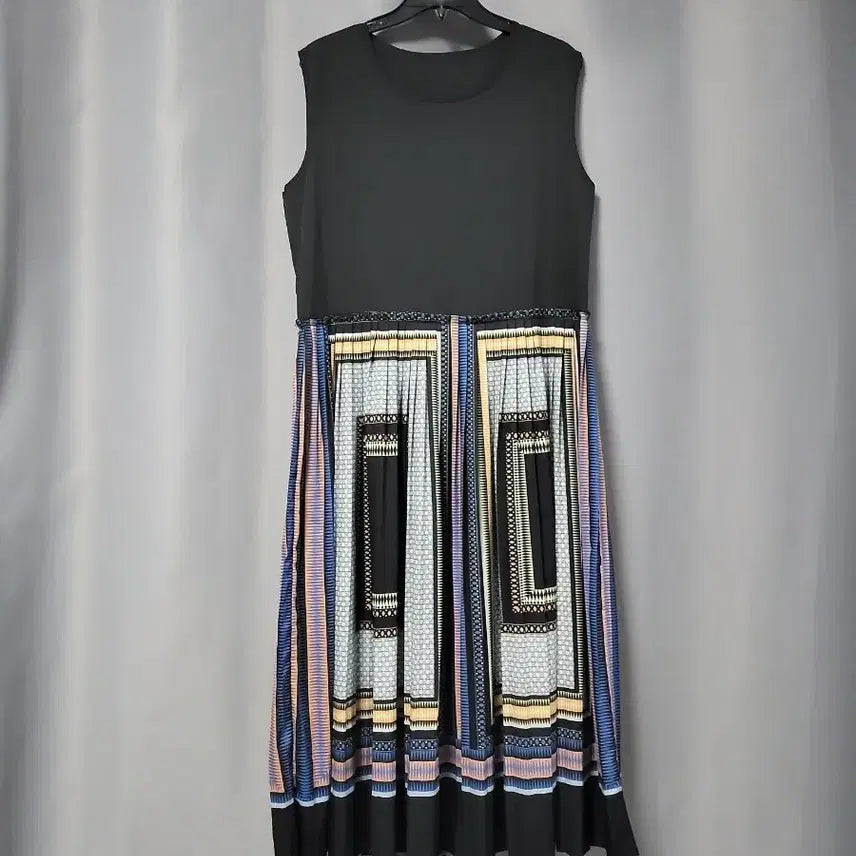 [BUNJANG] Patterned Sleeveless Pleated Dress / 패턴 민소매 플리츠 원피스