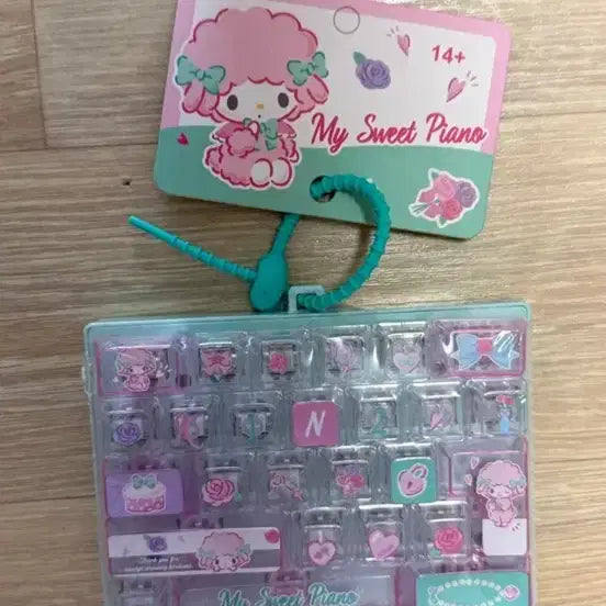 [BUNJANG] Sanrio Piano Keycap Keychain / 피아노 키캡 키링