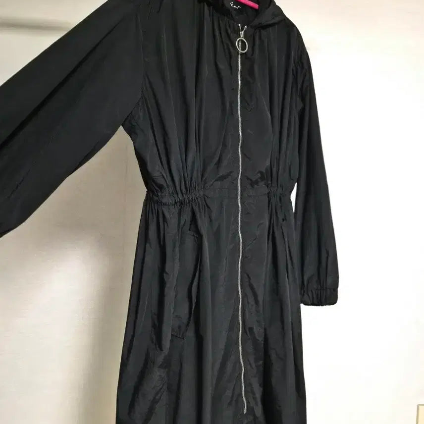[BUNJANG] GUKA Black Hooded Lightweight Long Jacket Size 55 / 지컷 블랙 후드 바스락 롱 자켓 55