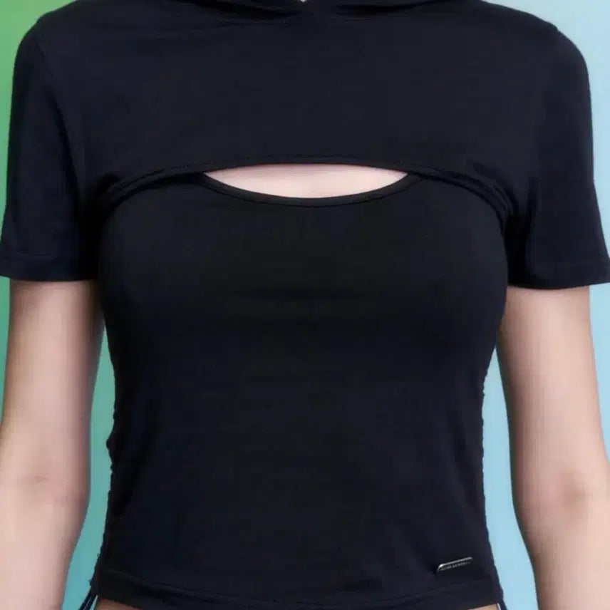 [BUNJANG] ILLICO Cut-out Shirring Hoodie T-shirt / 일리고 컷아웃 셔링 후드티