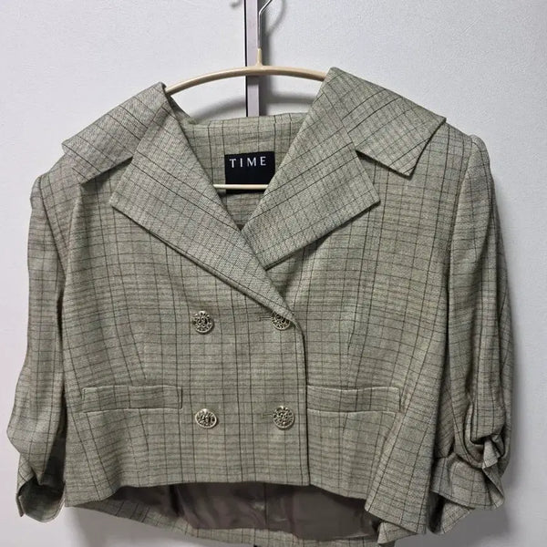 [BUNJANG] TIME CHECK Double Button Crop Jacket / 타임 체크 더블 버튼 크롭 자켓
