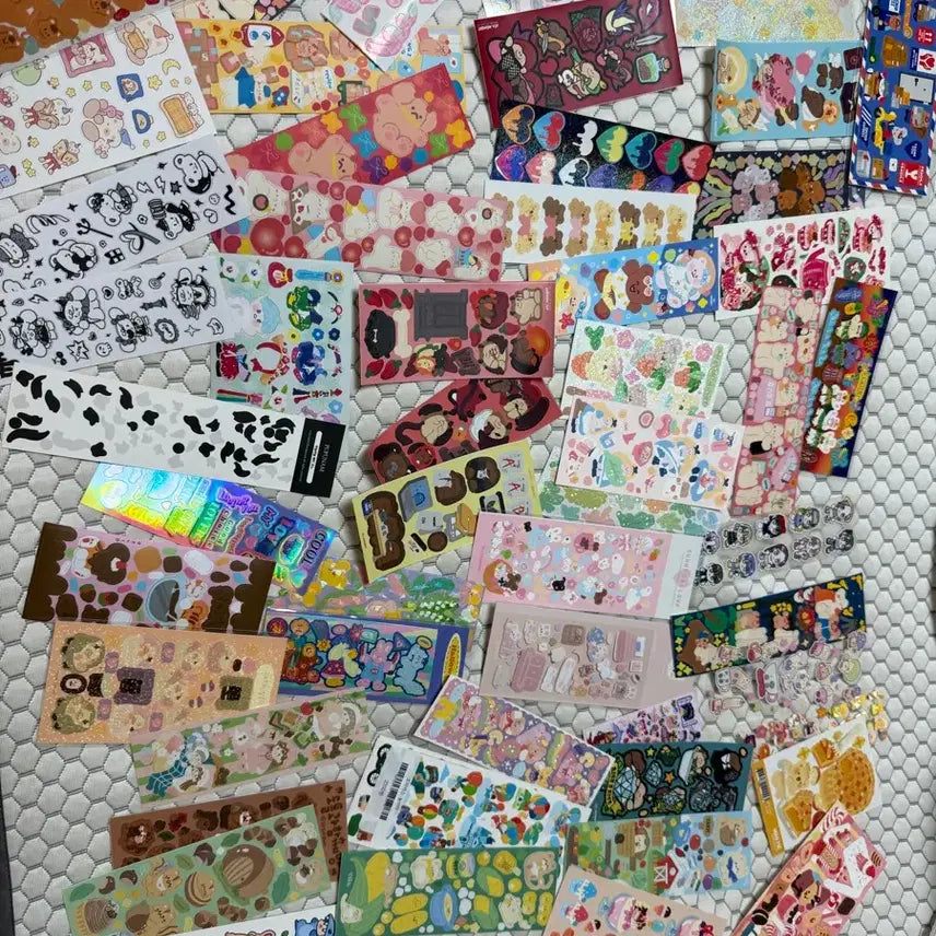 [BUNJANG] Korean Artist Character Seal Sticker Set (62 Sheets) / 국내작가 캐릭터 씰스티커 62장