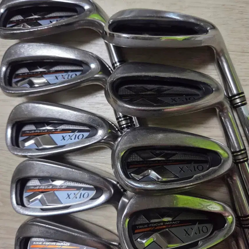 [BUNJANG] XXIO 10 MP1000 Iron Set (9 Clubs) R-Flex / 젝시오10 MP1000 아이언 9개 저렴히 판매합니다