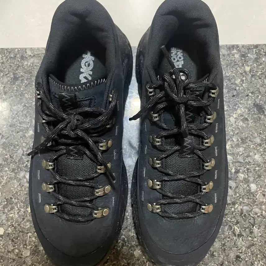 [BUNJANG] Hoka Tor Summit Black 270 / [270] 호카 토르 서밋 블랙