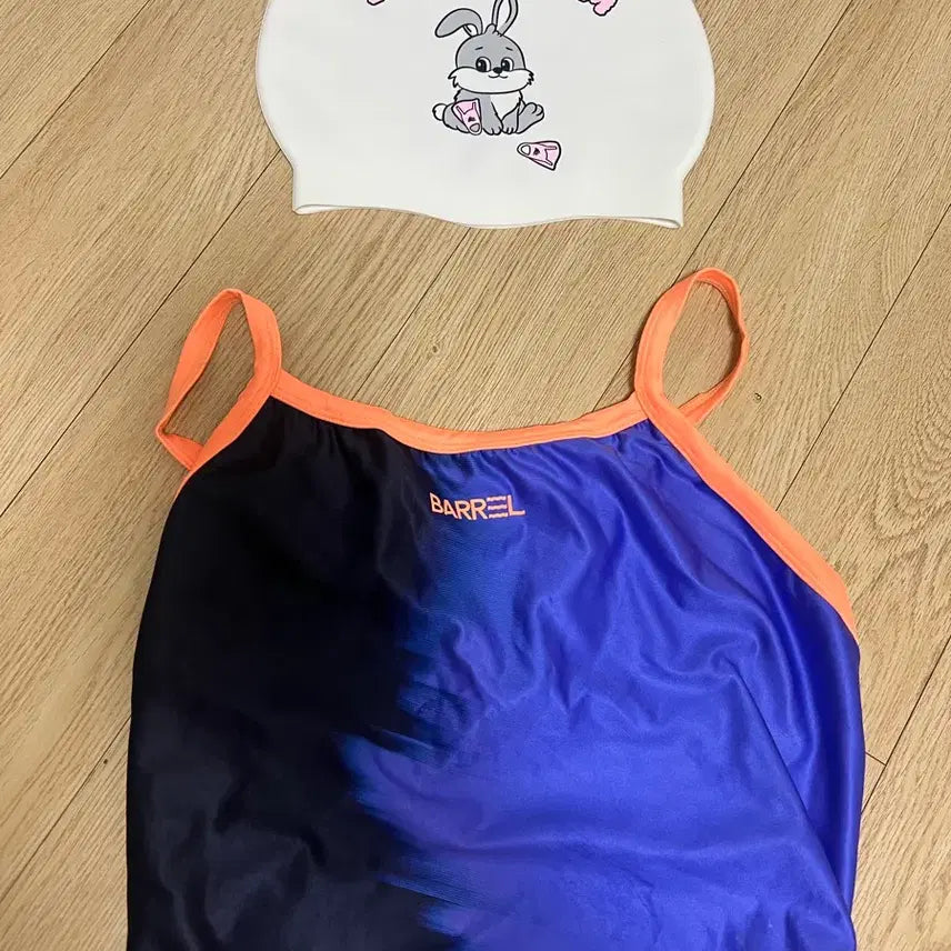 [BUNJANG] Barrel Women's Swimsuit and Hat Set / 배럴  수영복 + 모자