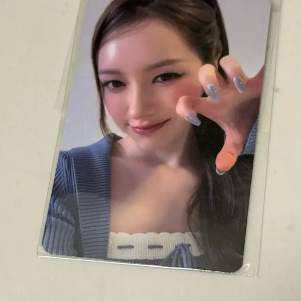 [BUNJANG] Mujer Mansion Moon Chanel Photocard Sealed / 무지개맨션 문샤넬 포카 미개봉
