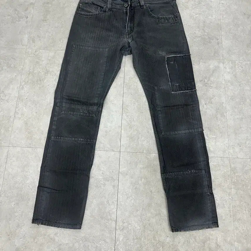 [BUNJANG] Diesel THAVAR Men's Patchwork Black Jeans (Size 34) / (정품) 디젤 disel THAVAR 남성 패치워크 블랙진 34 급처