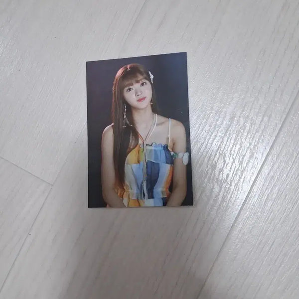 [BUNJANG] OH MY GIRL YooA Photocard / 아이돌 포토카드 오마이걸 유아 포카 판매합니다