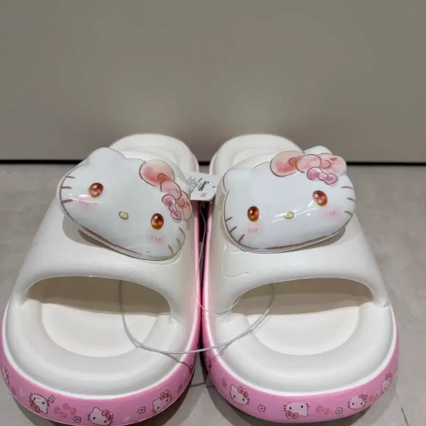 [BUNJANG] Sanrio Hello Kitty White Slippers (250mm) / [새상품] 산리오 헬로키티 화이트 슬리퍼 250mm