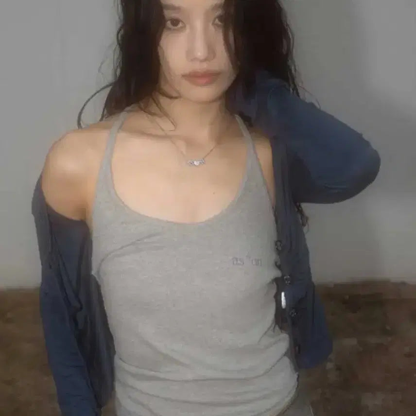 [BUNJANG] AZ ON Tie Halterneck Sleeveless Top Gray / 애즈온 타이 홀터넥 슬리브리스 그레이 나시