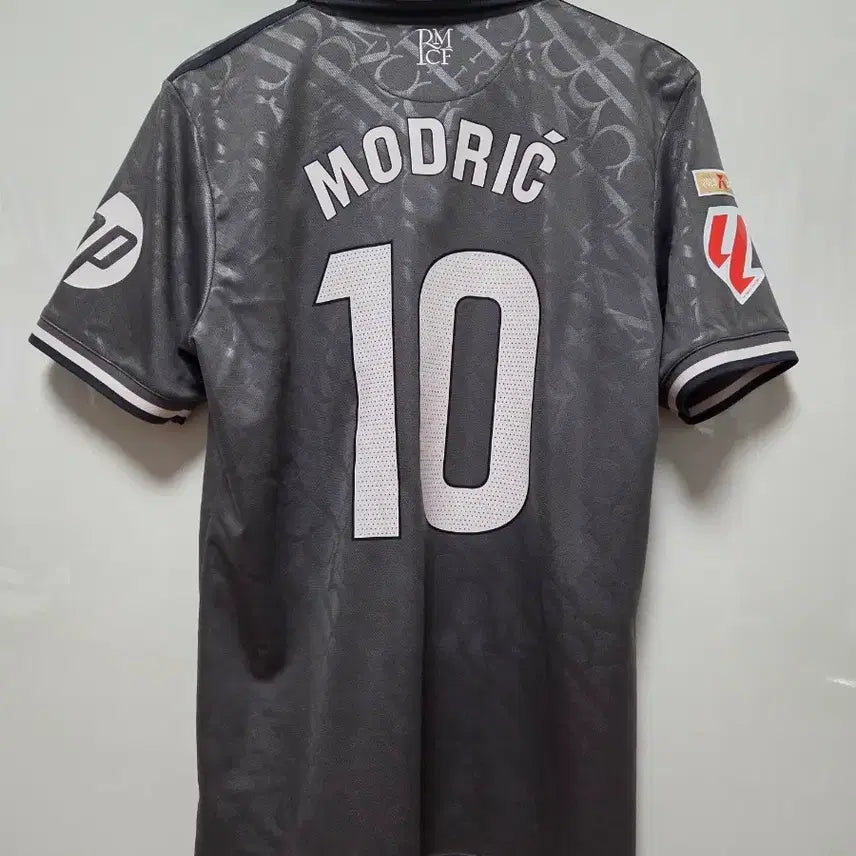 [BUNJANG] Real Madrid 24-25 Third Modric League Version Jersey / 레알 마드리드 24-25 써드 모드리치 리그 버전