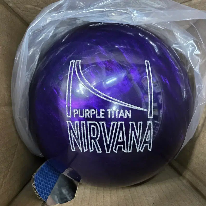 [BUNJANG] Brunswick Nirvana Purple Titan 15.1lb Bowling Ball / 택배무료 15.1파운드 공인구 브런스윅 너바나 퍼플 타이탄 새볼링공