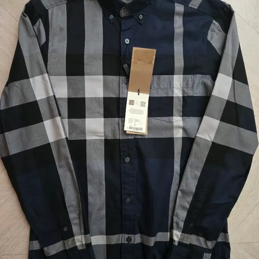 [BUNJANG] Burberry Check Shirt Navy / 새상품 버버리 체크 셔츠 남성 남색 팝니다.