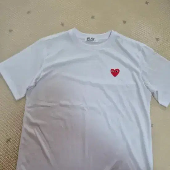 [BUNJANG] Comme des Garçons White T-Shirt / 꼼데가르송 흰색 반팔티