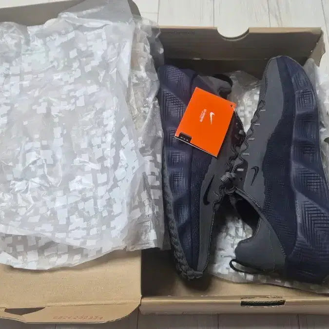 [BUNJANG] Nike ACG Air Moc 'All Out' DV7460-001 Men's Shoes / 나이키 아바로버 운동화(260~265)