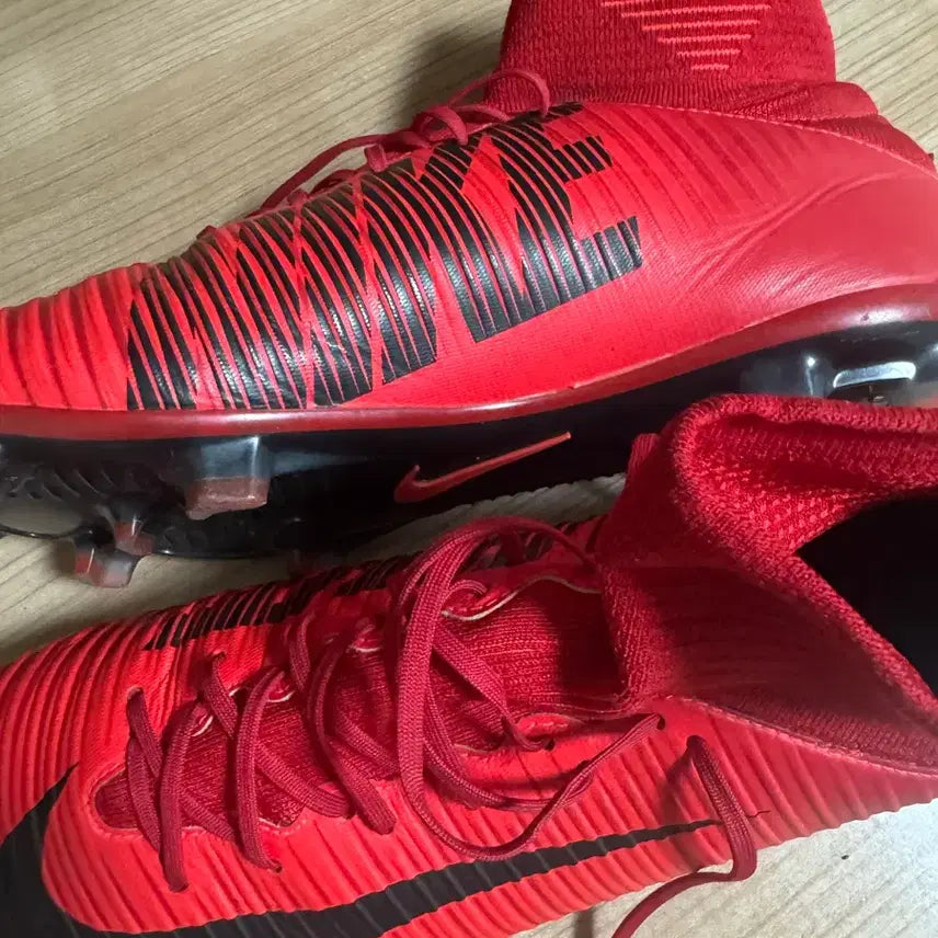 [BUNJANG] Nike Mercurial Football Boots (Red, Size 270) / 나이키 머큐리얼 축구화 레드