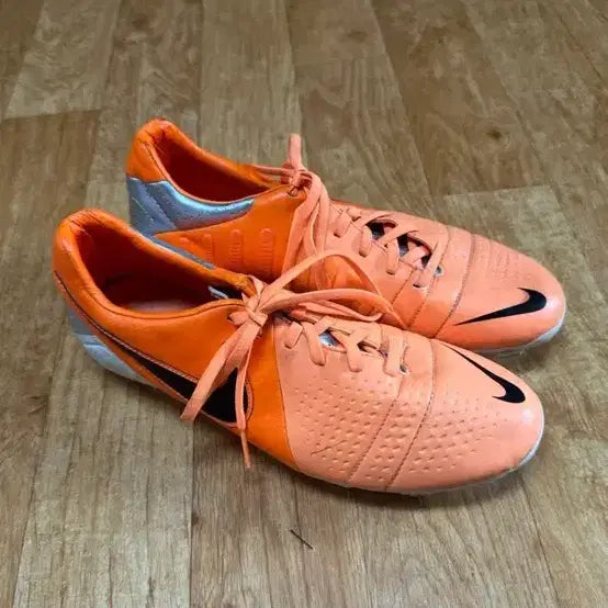 [BUNJANG] Nike Soccer Cleats (270mm) / 나이키 축구화 급처 (270)