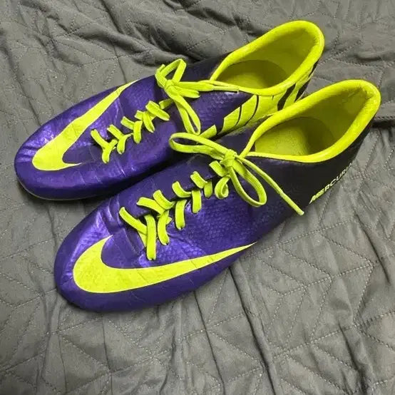 [BUNJANG] Nike Soccer Cleats (27.5cm) / 나이키 축구화 급처 (27.5)