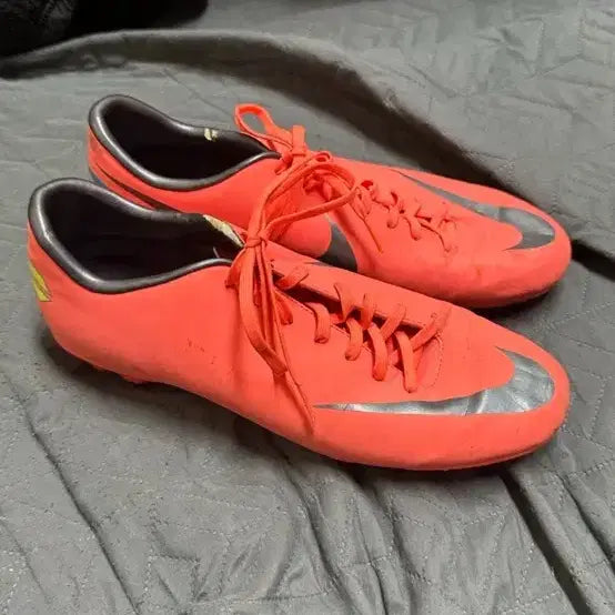 [BUNJANG] Nike Football Boots (26.5cm) / 나이키 축구화 급처 (26.5)