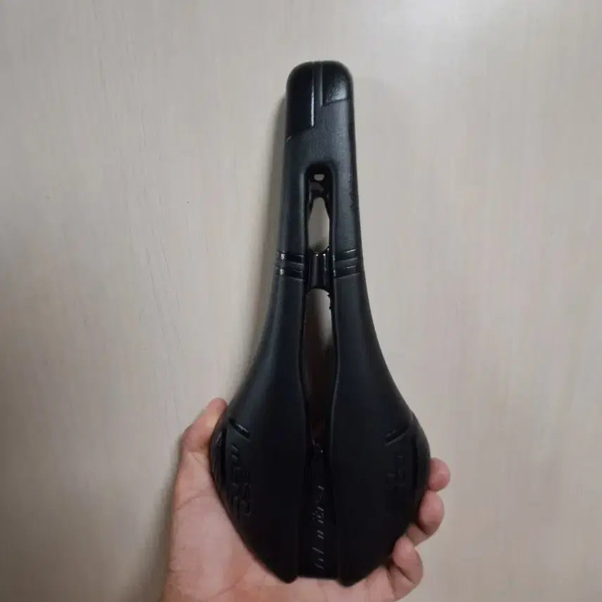 [BUNJANG] San Marco Mantra Carbon FX Genuine Saddle / 산마르코 만트라 카본 fx 정품 안장
