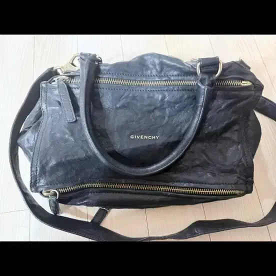 [BUNJANG] Givenchy Pandora Medium Black GHW Lambskin Shoulder/Cross Bag / 정품지방시판도라미듐블랙금장램스킨숄더크로스백