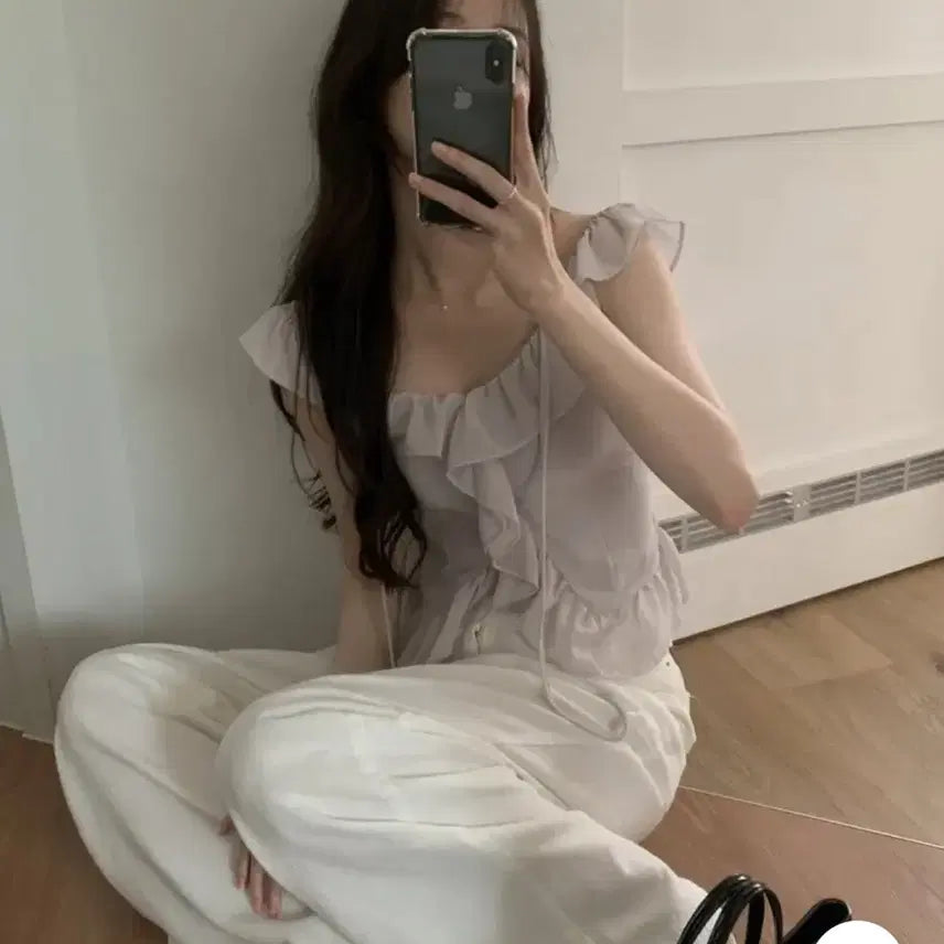 [BUNJANG] MONAFA Frill Blouse / 모너프 블라우스 프릴블라우스
