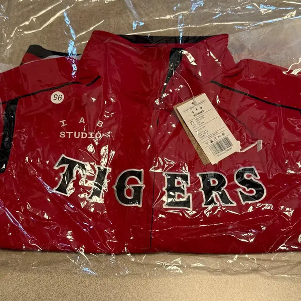 [BUNJANG] Kia Tigers 2009 Vintage Spring/Autumn Jumper (Size 95) / 기아타이거즈 09 올드 춘추점퍼 95