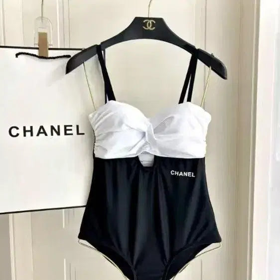 [BUNJANG] Women's Monokini One-Piece Swimsuit with Cutout Detail and Chanel Logo / 원피스 수영복