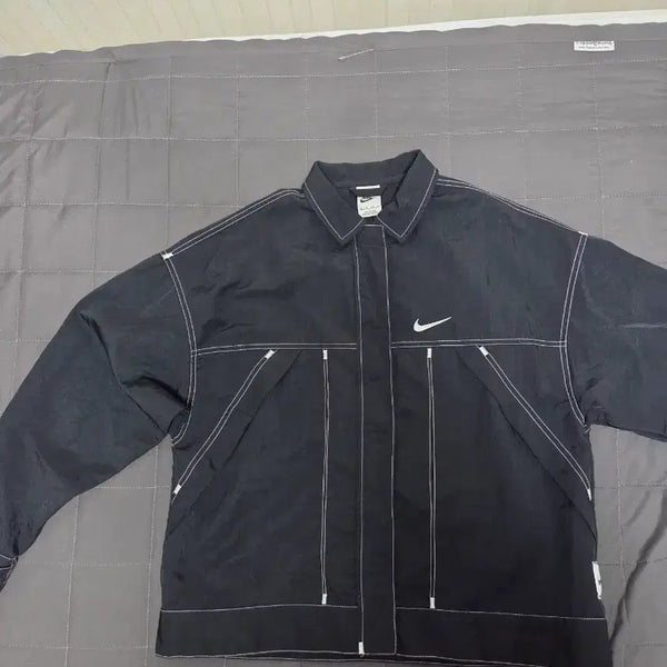 [BUNJANG] Nike Woven Stitch Detail Jacket Black / 나이키  우븐 바람막이 검정색 스티치 포인트