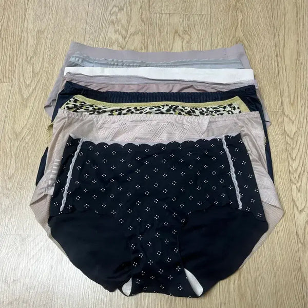 [BUNJANG] Panties Bundle Set / 팬티 일괄로 정리 (손세탁 후 배송) 02