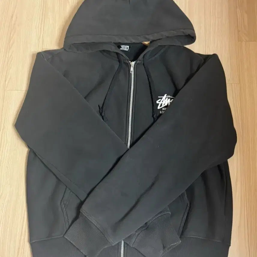 [BUNJANG] Stussy World Tour Hoodie / 스투시 월드투어 후드집업 M