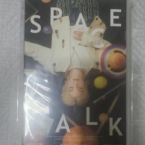[BUNJANG] SEVENTEEN Woozi 2024 Space Walk Birthday Box / 우지 2024 space walk 생일박스 생박 판매