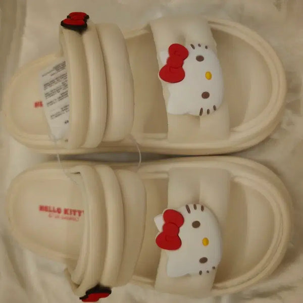 [BUNJANG] Hello Kitty Sandals / 헬로키티 샌들 240