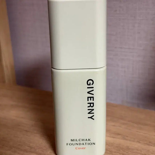 [BUNJANG] Giverny Close-Fit Cover Foundation SPF30 PA++ (Light Beige 21) / 지베르니 밀착 커버 파운데이션 21호 라이트 베이지